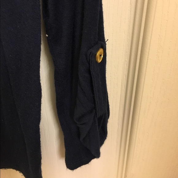 🎉SOLD🎉 Navy blue collared shirt with lace back - Picture 2 of 3