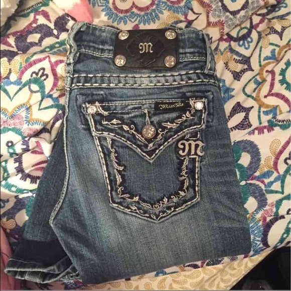 Size 25 miss me jeans