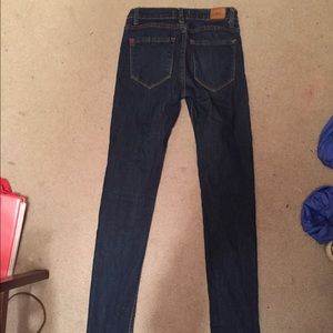BDG High Rise skinny jeans. 25W 34L