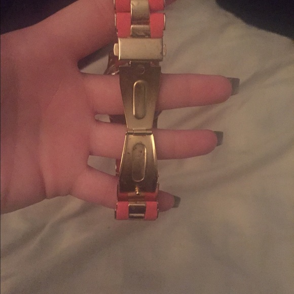 Watch - Picture 2 of 2