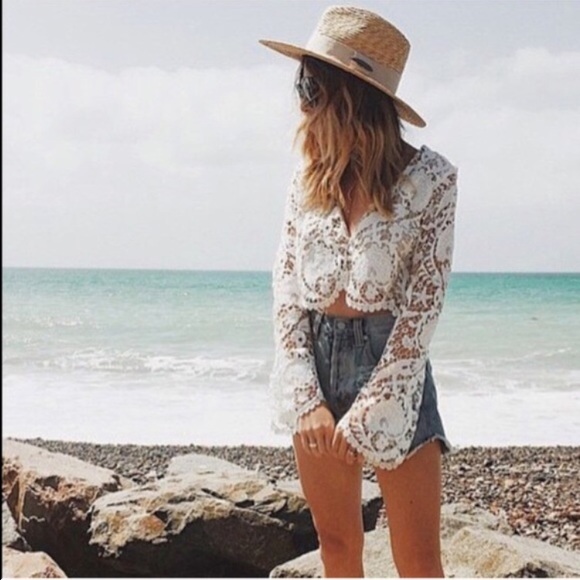 For Love and Lemons Tops - Bnwt stone cold fox blouse