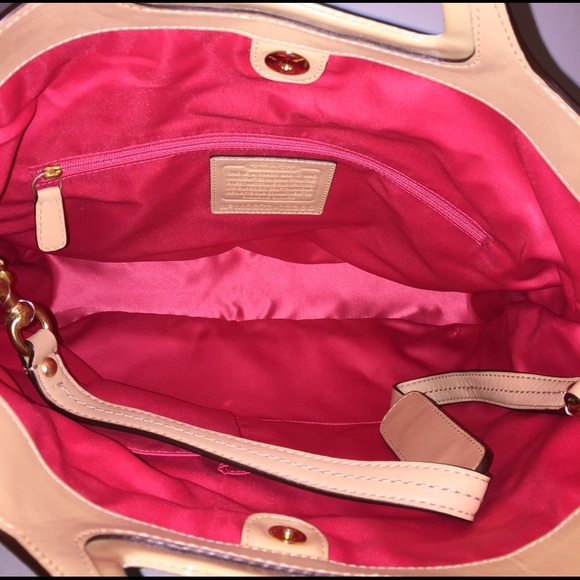 Coach Bonnie Sig Handbag - Picture 3 of 4