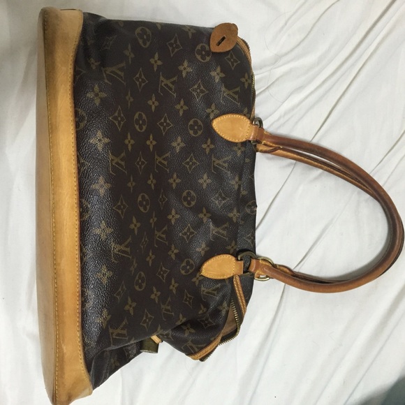 Brown LV bag