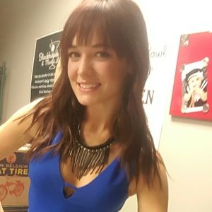 Meet your Posher, Laura