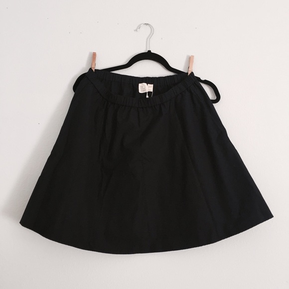 Eileen Fisher Project black flared skirt w/pockets