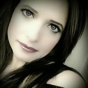 Meet your Posher, Ava