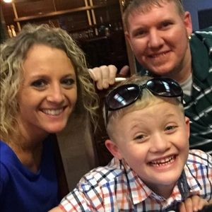 Meet your Posher, Casey