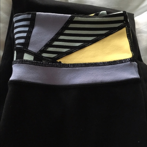 Lululemon reversible Groove Pant