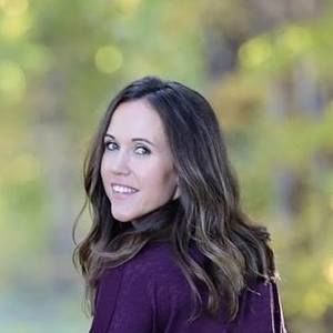 Meet your Posher, Alisa