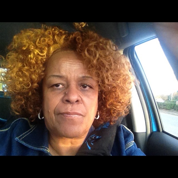 Meet your Posher, Tina - Picture 1 of 1