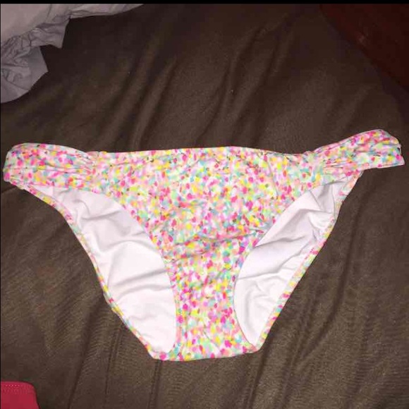 VS bikini bottoms