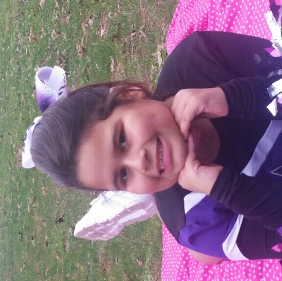 Meet your Posher, Julianna - Picture 1 of 1