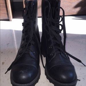 Wet Seal Shoes - Combat Boots Wet Seal Shoes - Combat Boots