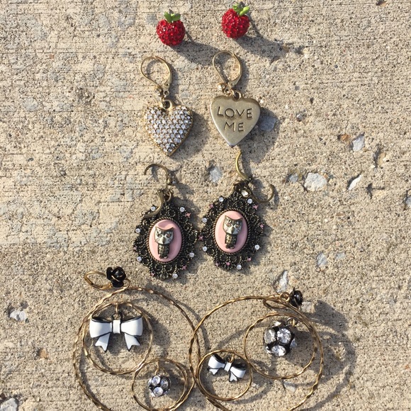 Betsy Johnson Bundle of earrings