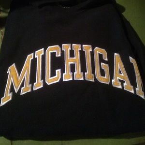 U of M Sweatshirt