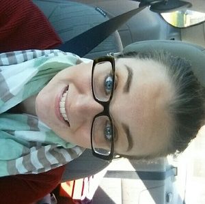 Meet your Posher, Allyson