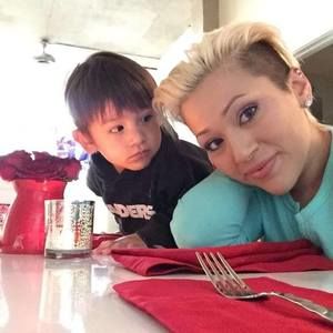 Meet your Posher, Tiffany