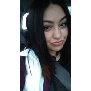 Meet your Posher, Jasmine