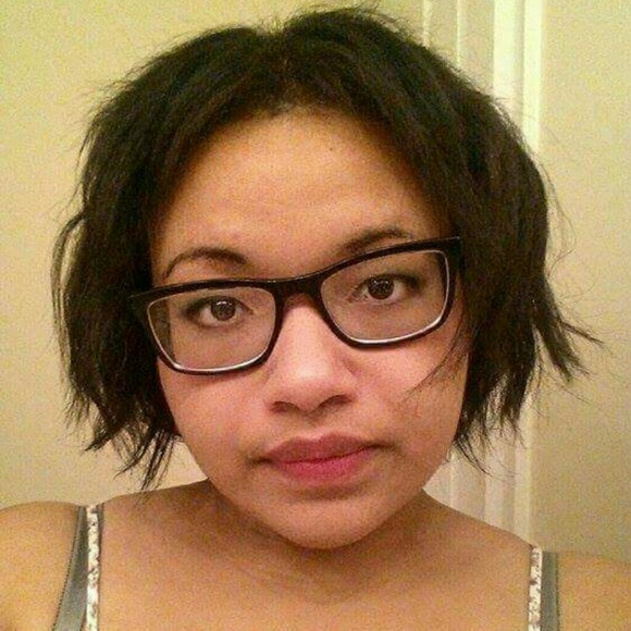 Meet your Posher, Dana - Picture 2 of 3