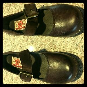 Lucky Brand Molly Jane size 8 shoes