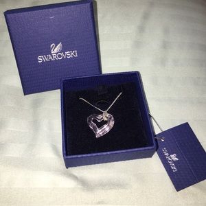 ⚡️SALE⚡️Swarovski Heart Necklace