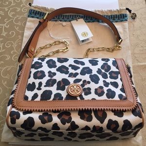 Like New!!! Tory Burch Kerrington Crossbody
