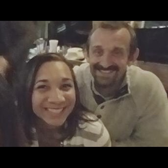 Meet your Posher, Nicole - Picture 2 of 8