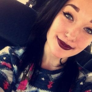 Meet your Posher, Josie