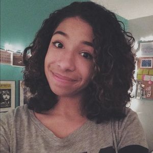 Meet your Posher, Lonni