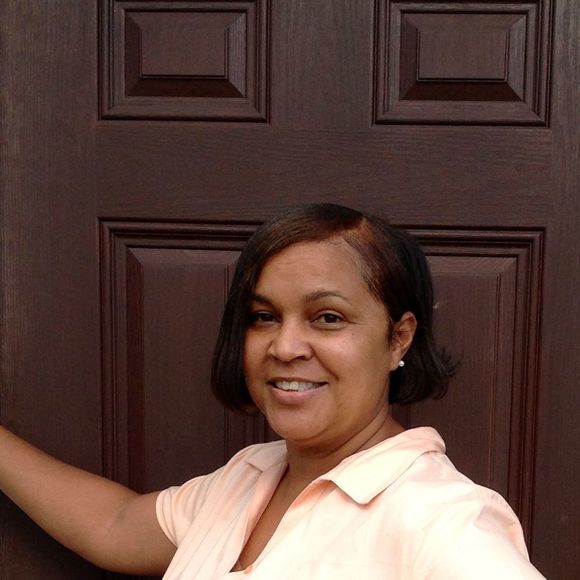 Meet your Posher, Vangie