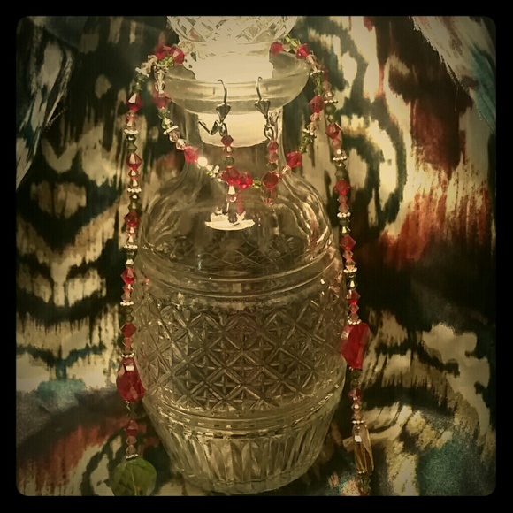 Beautiful glass beaded set ($25)