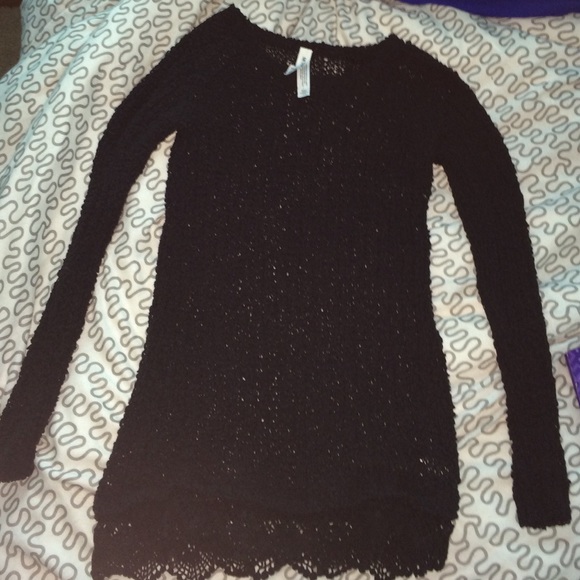 Black Sweater - Picture 1 of 2