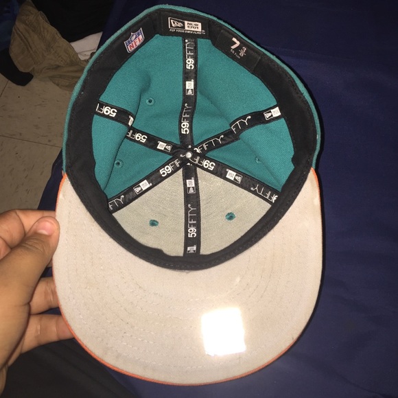 A Miami Dolphins football team hat - Picture 3 of 4