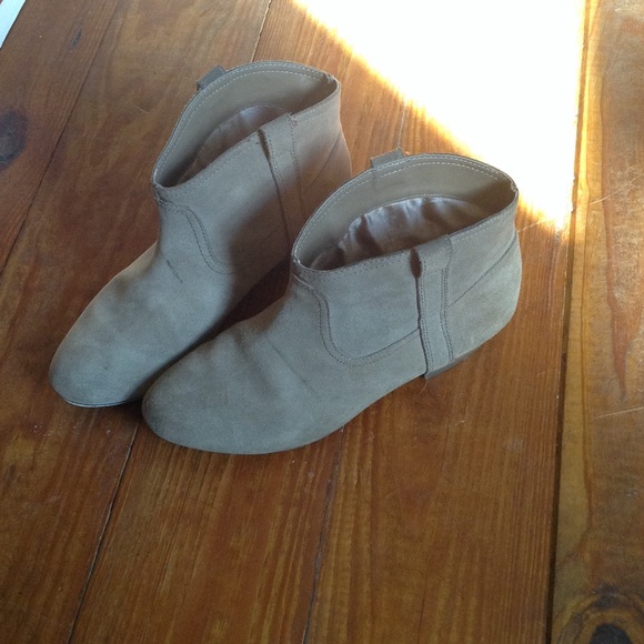 Tan suede booties!!!