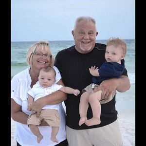 Meet your Posher, Janet