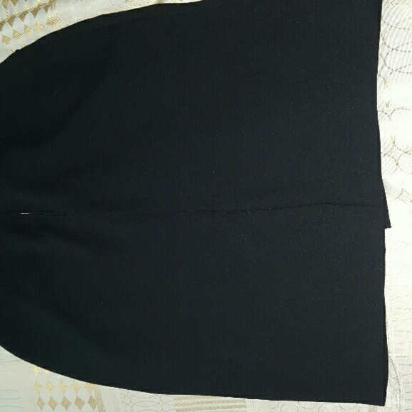 Black skirt