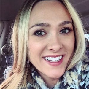 Meet your Posher, Amber