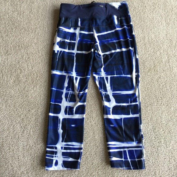 ‼️SOLD‼️Nike cropped tights
