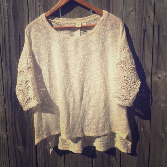 Anthropologie lightweight sweater