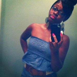 Meet your Posher, Timoya