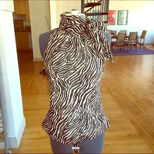 Animal print sleeveless top