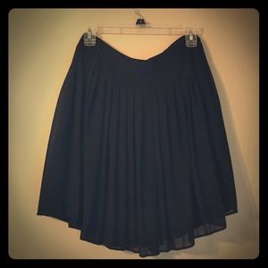 Black pleated skirt