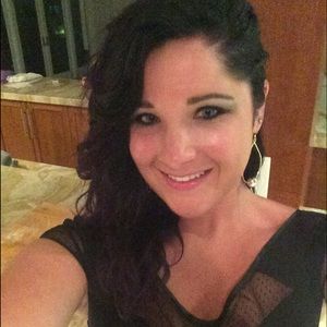 Meet your Posher, Christine