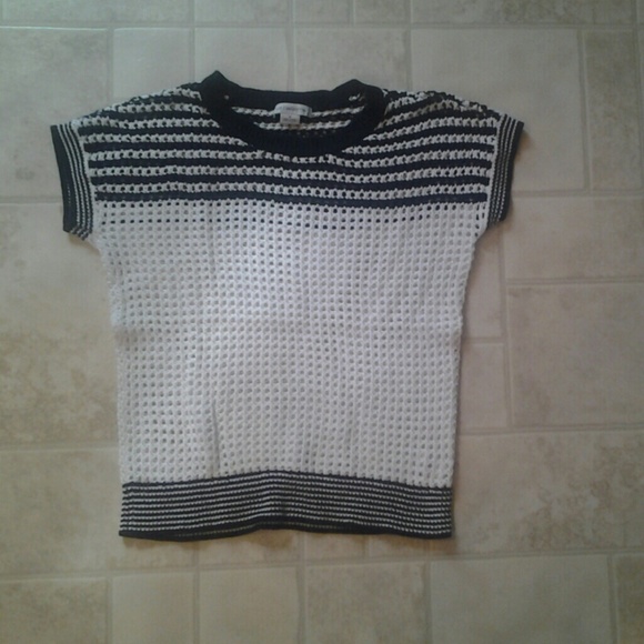 Navy and white top