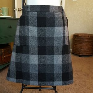 Liz Claiborne plaid, wool mini skirt