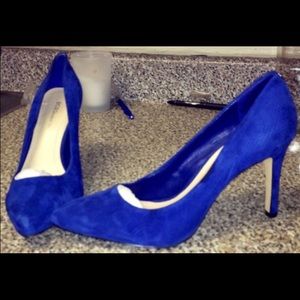 BCBG Royal Blue Suede pump
