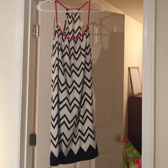 NWOT Glam Black/white/pink Chevron dress