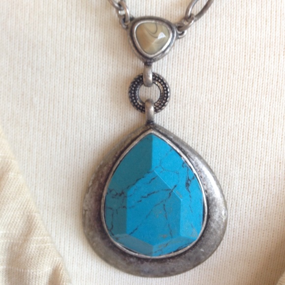 Turquoise statement necklace - Picture 2 of 4