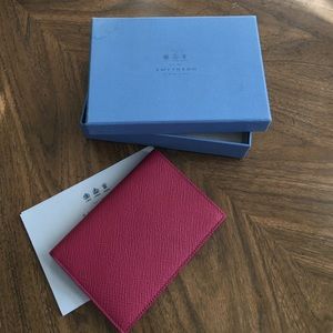 Smythson Passport Cover in Berry