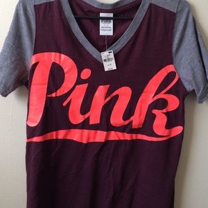 ❤️NWT VICTORIAS SECRET V-NECK!